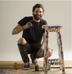 Samuel Caixeta, jovem artista plástico de apenas 23 anos, anuncia duas exposições internacionais na cidade que nunca dorme
